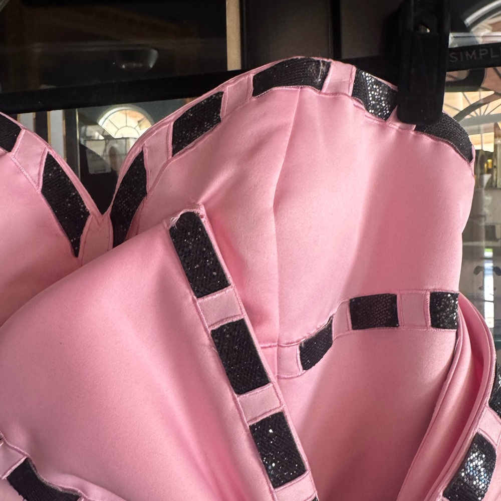 Terani Couture Strapless Pink Dress with Black Detailing - Picture 4 of 8